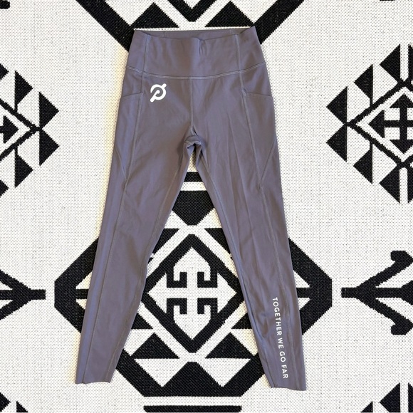 Peloton Essential Tulip Hem Legging in Grey Small - Picture 5 of 12